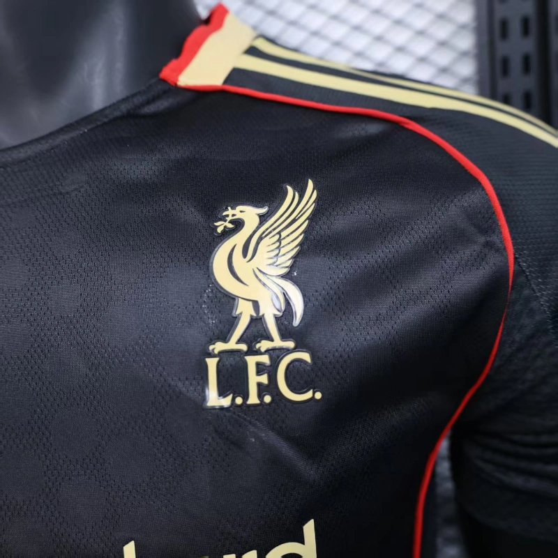 LIVERPOOL BLACK 25/26 MAN (PLAYER VERSION)