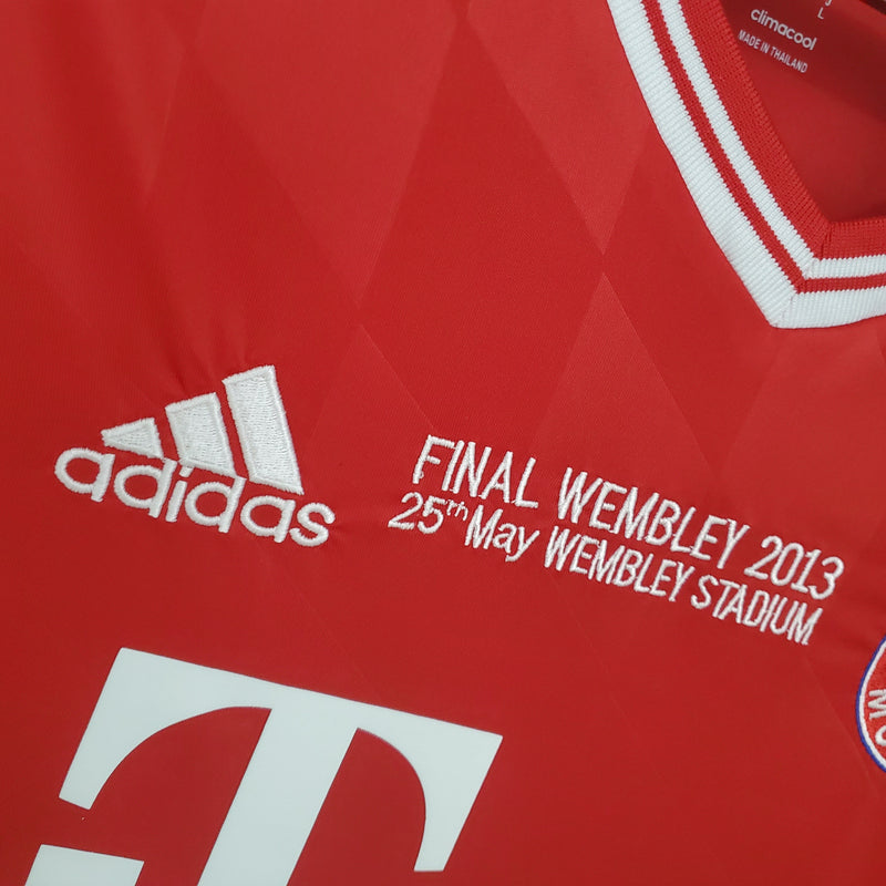 BAYERN MUNICH I 13/14 MAN FINAL CHAMPIONS (RETRO)